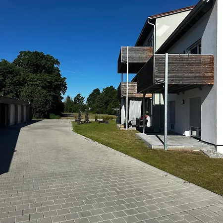 Апартаменты Dima Cozy Lakeside Гунценхаузен